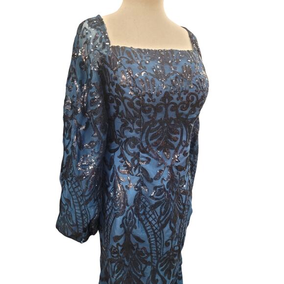 NWT Long Sleeved Patterned Sequin Gown in Blue - Picture 3 of 12